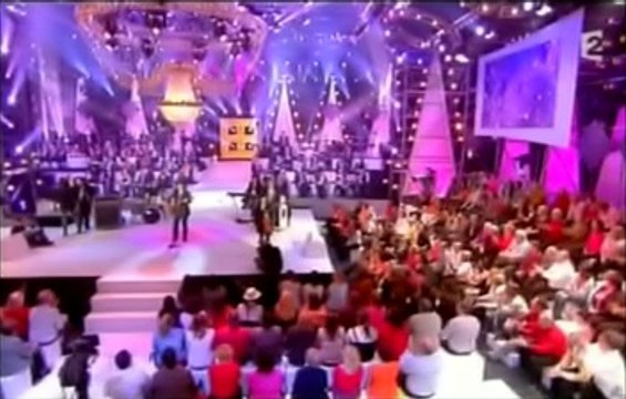 2008/03/18 Raphaël : Woman / Le vent de l'Hiver (F2 Les Femmes en Chanson diff 19/04/08)