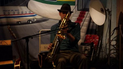 Concert de Rob Armus le 29 juin 2014 à Paris (chanson 15 sur 18)