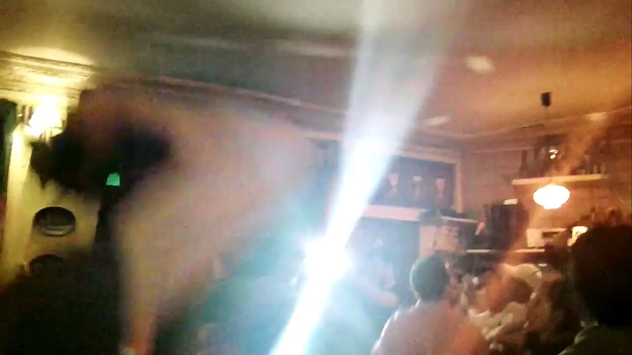 Ambiance de fête à Barbès