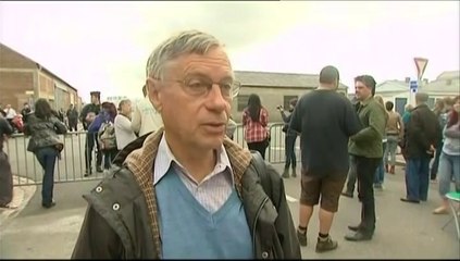 Le principal camp de migrants de Calais démantelé par la police