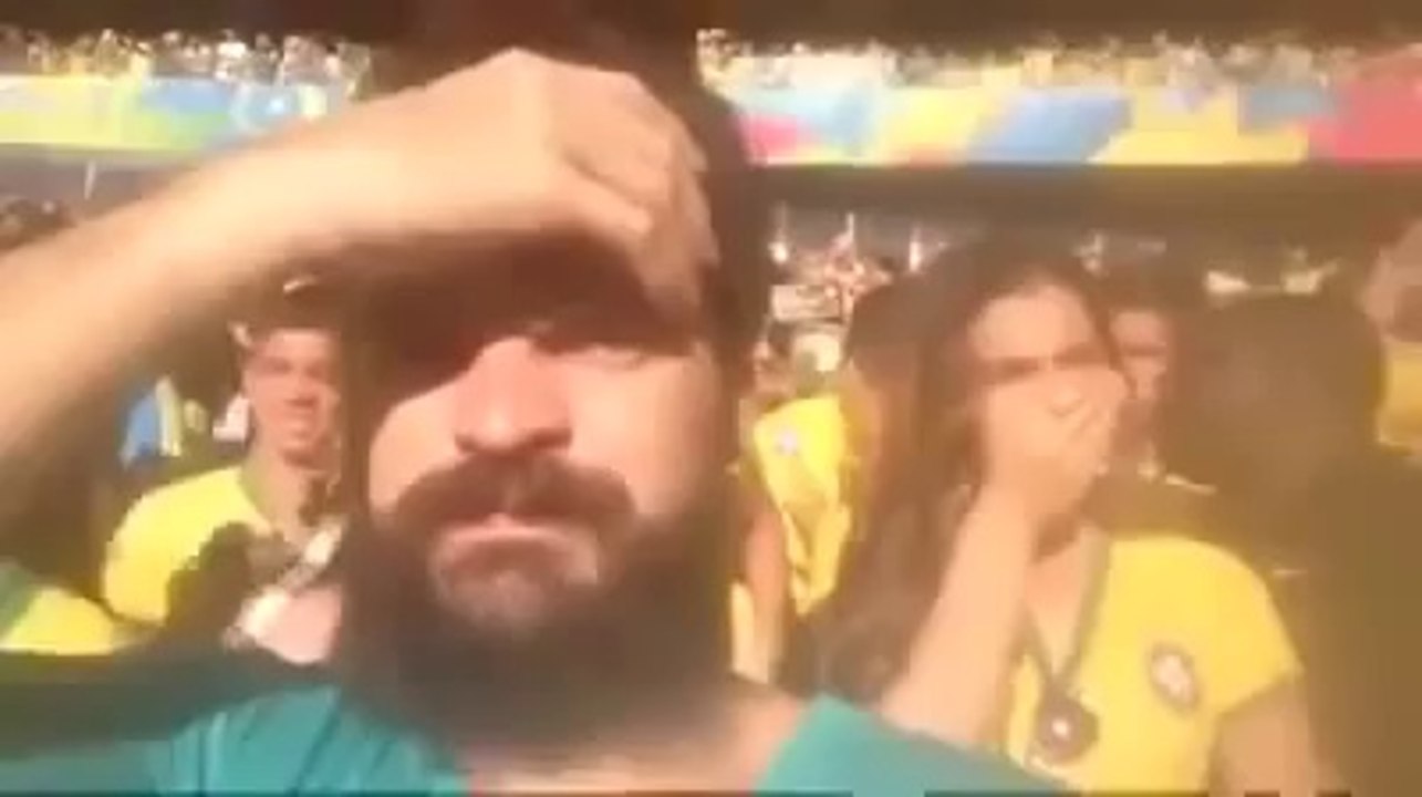 Il pète sur la copine de Neymar