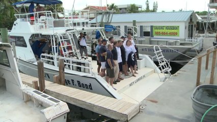 Fabien Cousteau revient à la surface après 31 jours sous la mer