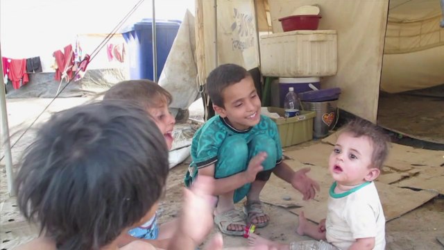 Iraqi refugees start Ramadan fast in blazing heat