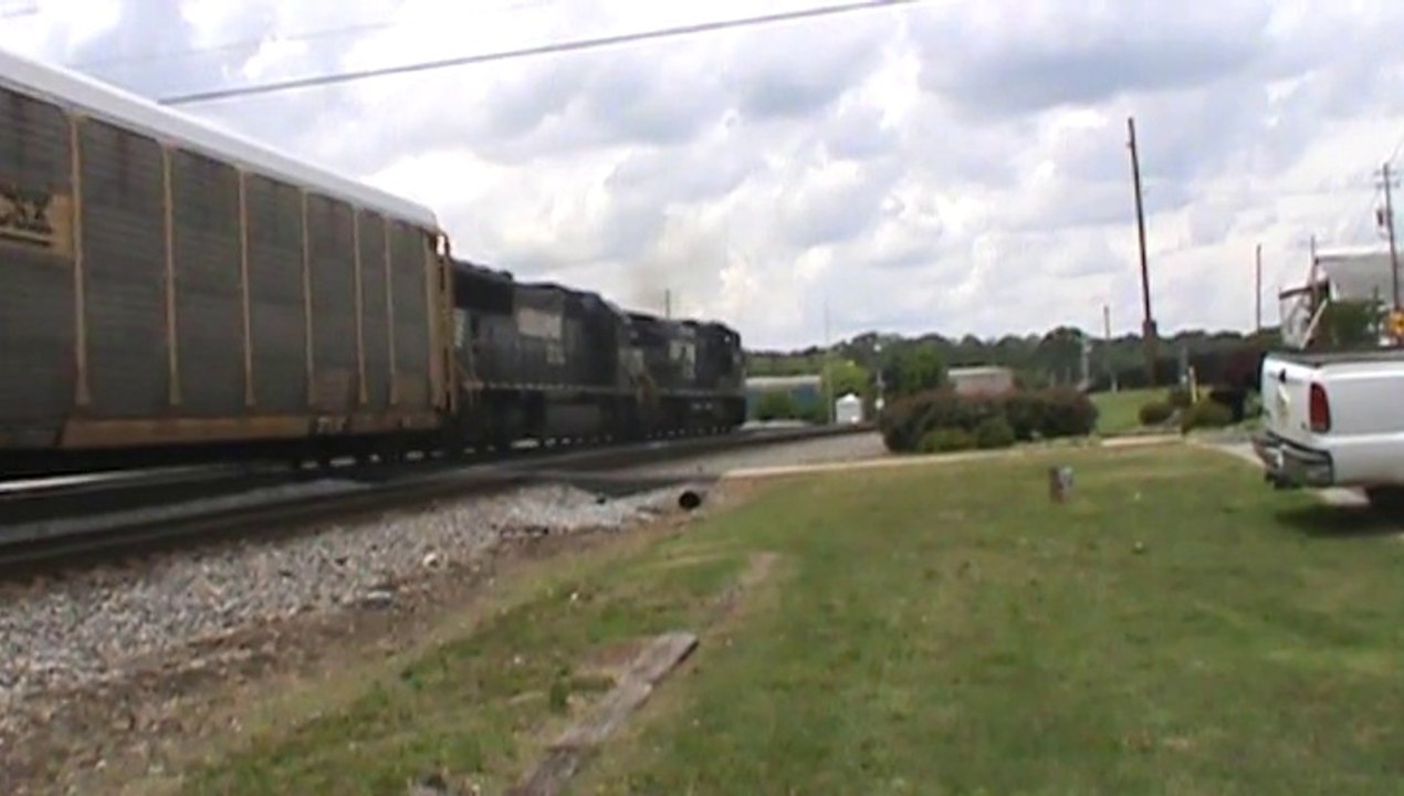 NS 288 Autorack Train NB through Austell Ga.