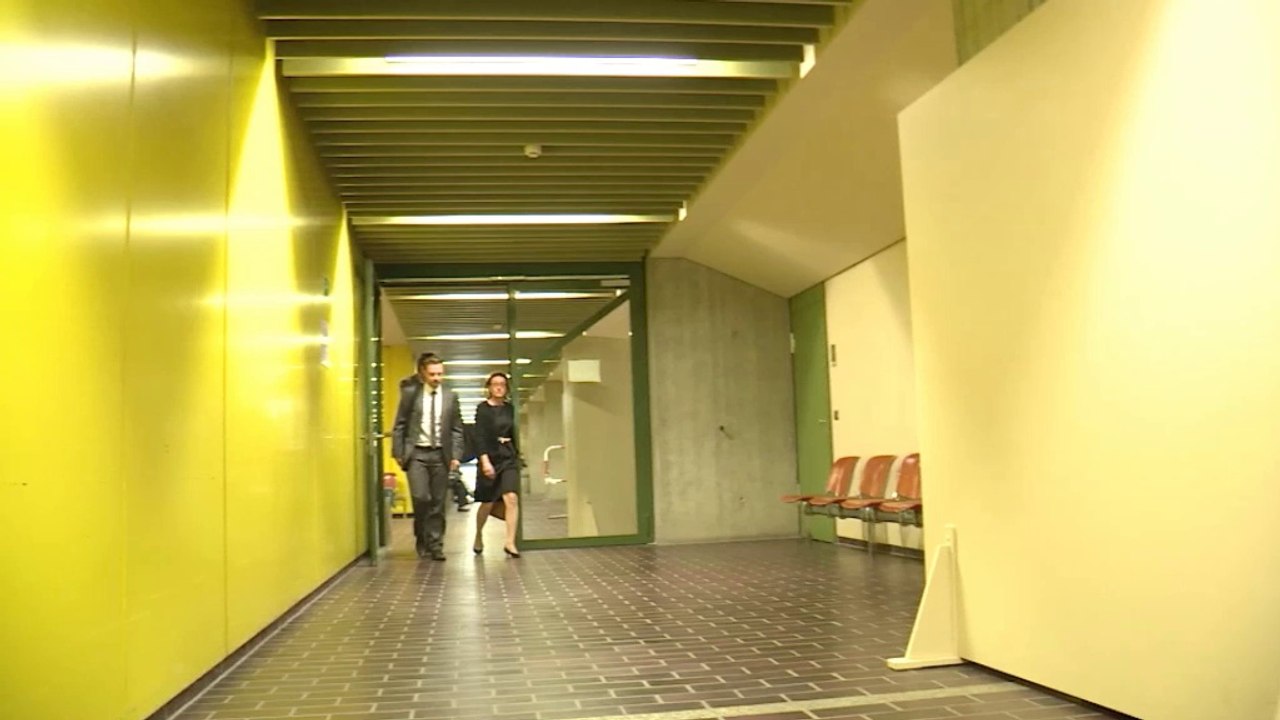 F1: Zeugin entlastet Ecclestone