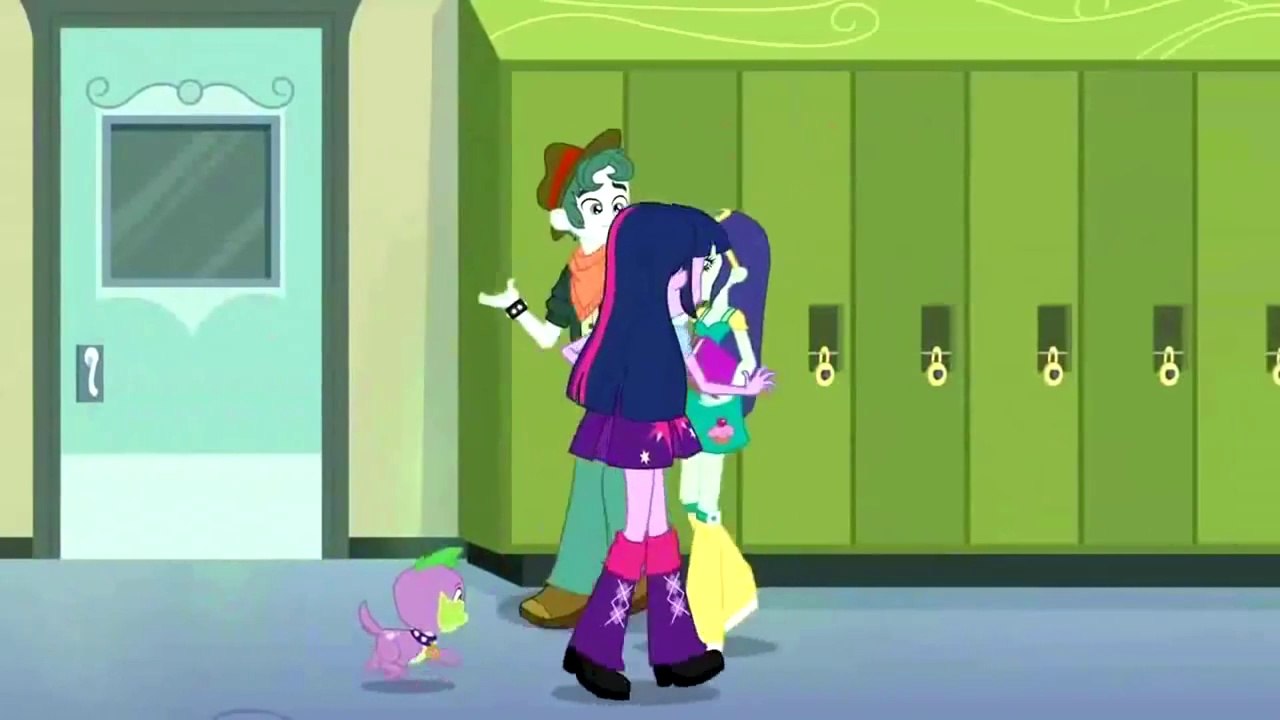 My Little Pony  Equestria Girls - Este Mundo Extraño [Castellano, 720p]
