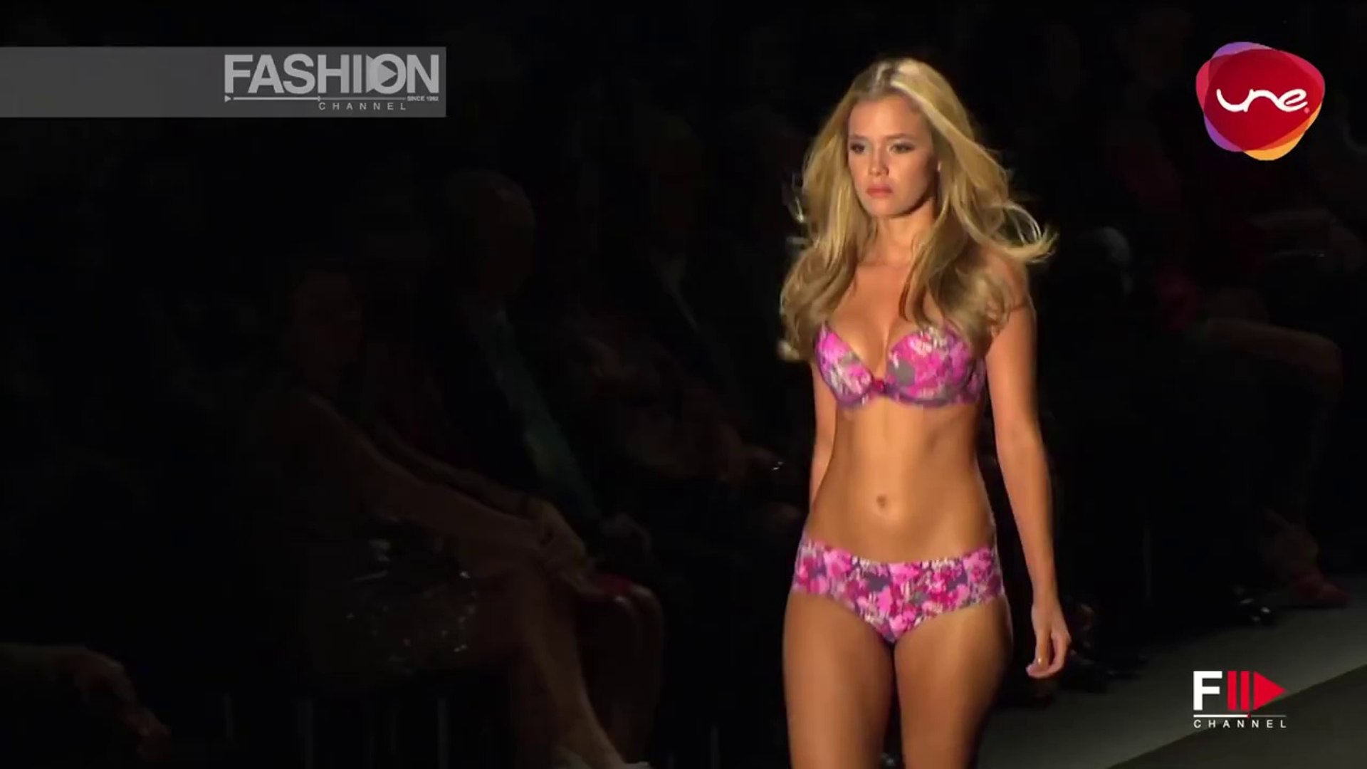 LEONISA Fashion Show Colombia Moda 2013 HD by Fashion Channel - video  Dailymotion