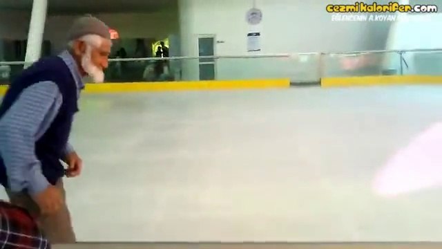 Buz Pateni Yapan Dede