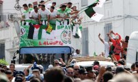Como campeões! Seleção da Argélia é recebida com festa no país