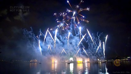 CLIFFLIX - IllumiNations: Reflections of Earth - REDUX - Natural View