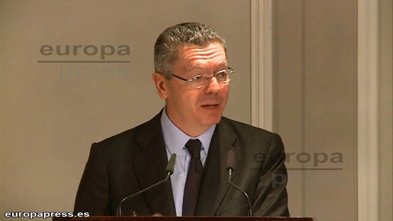 Gallardón pide respeto para jueces y fiscales