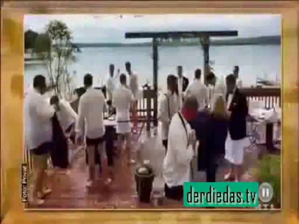 So eine Hochzeit vergisst man nicht! - Ganze Hochzeitsgesellschaft landet im Wasser!!