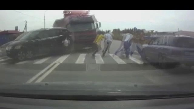 Un camion renverse 6 piétons