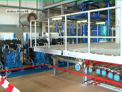 Reportage sur les chantiers des bassins versants, des logements et des routes de Port-Gentil - 2/2