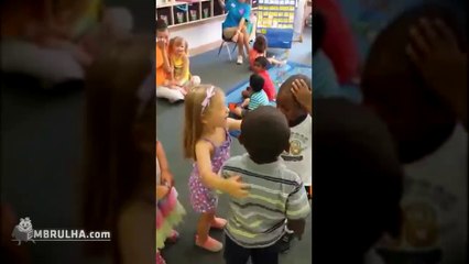 Amizade - EMBRULHA.com