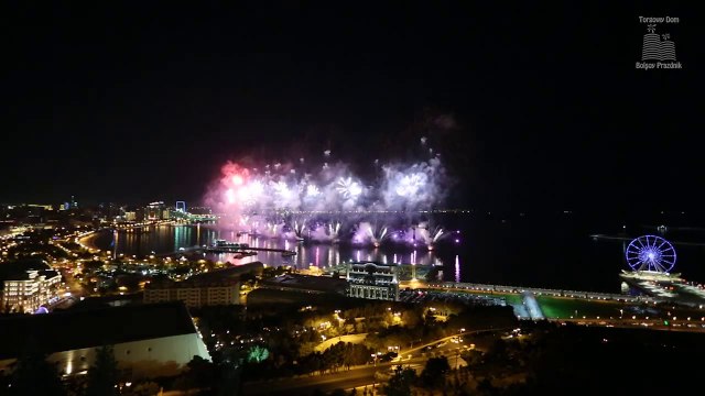 Грандиозный салют в Баку