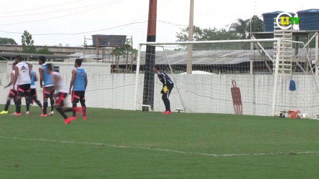 Abre o olho, Felipe! Joia do Flamengo tem atuação de gala em treino