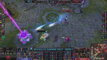 Tabbz visite la base des Fnatic - League of Legends - PC