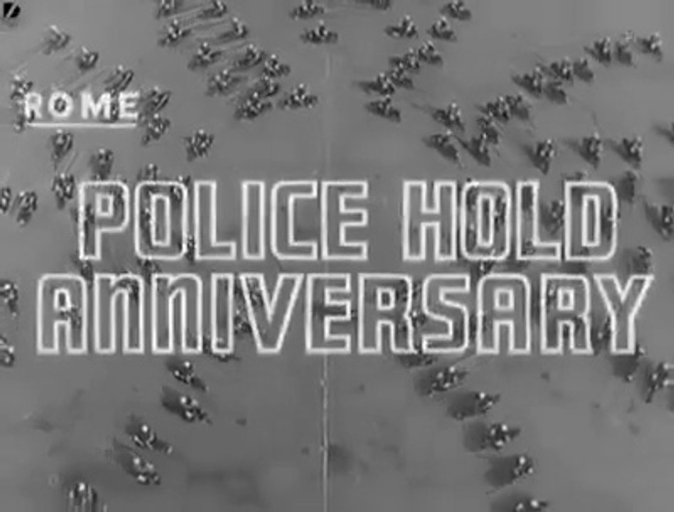 Rome Police Parade Captured in 1935 But Could Not Viral at That Time