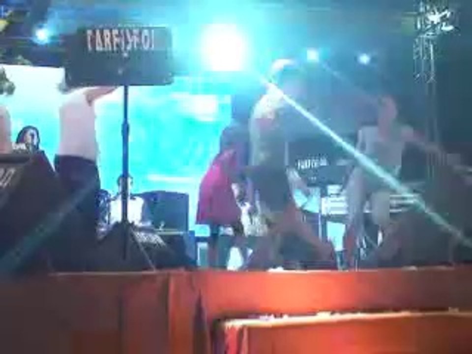 SINAN ÖZEN FINIKE KONSERI 2011