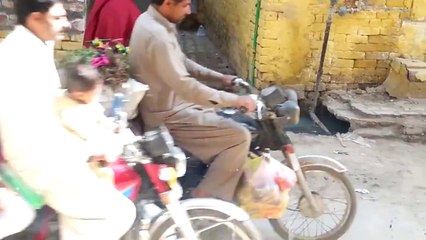 My Friend make fun with street People...