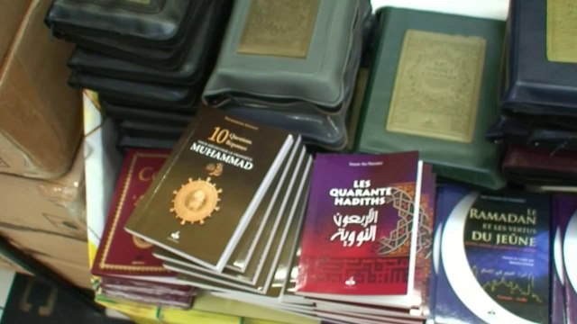 Livres djihadistes dans les hypermarchés Carrefour !