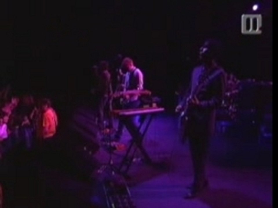 QOTSA - Autopilot (Live)