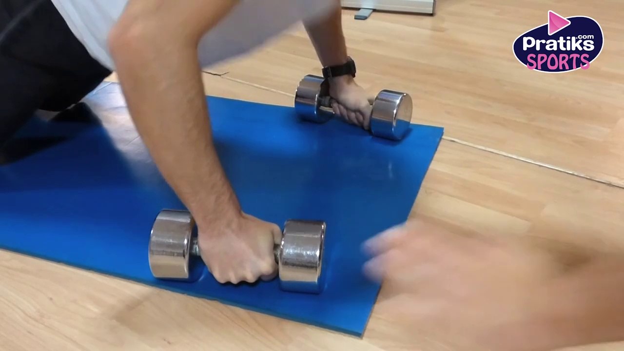 Fitness - Musculation : Comment bien faire des pompes sur des haltères