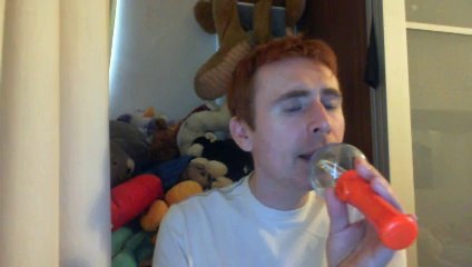 Wiwi égratigne "brave" d'Idina Menzel