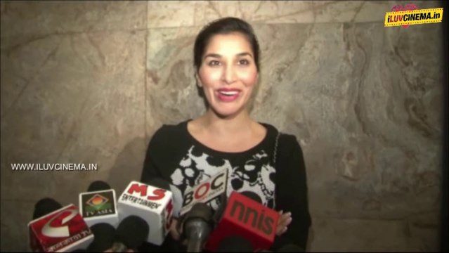 Bollywood Celebs @ Bobby jasoos Special Screening @ iluvcinema.in