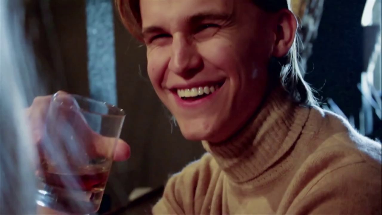 A MAN WALKS INTO A BAR... - Tropfest Australia 2013 Finalist (TSI 'Balloon')