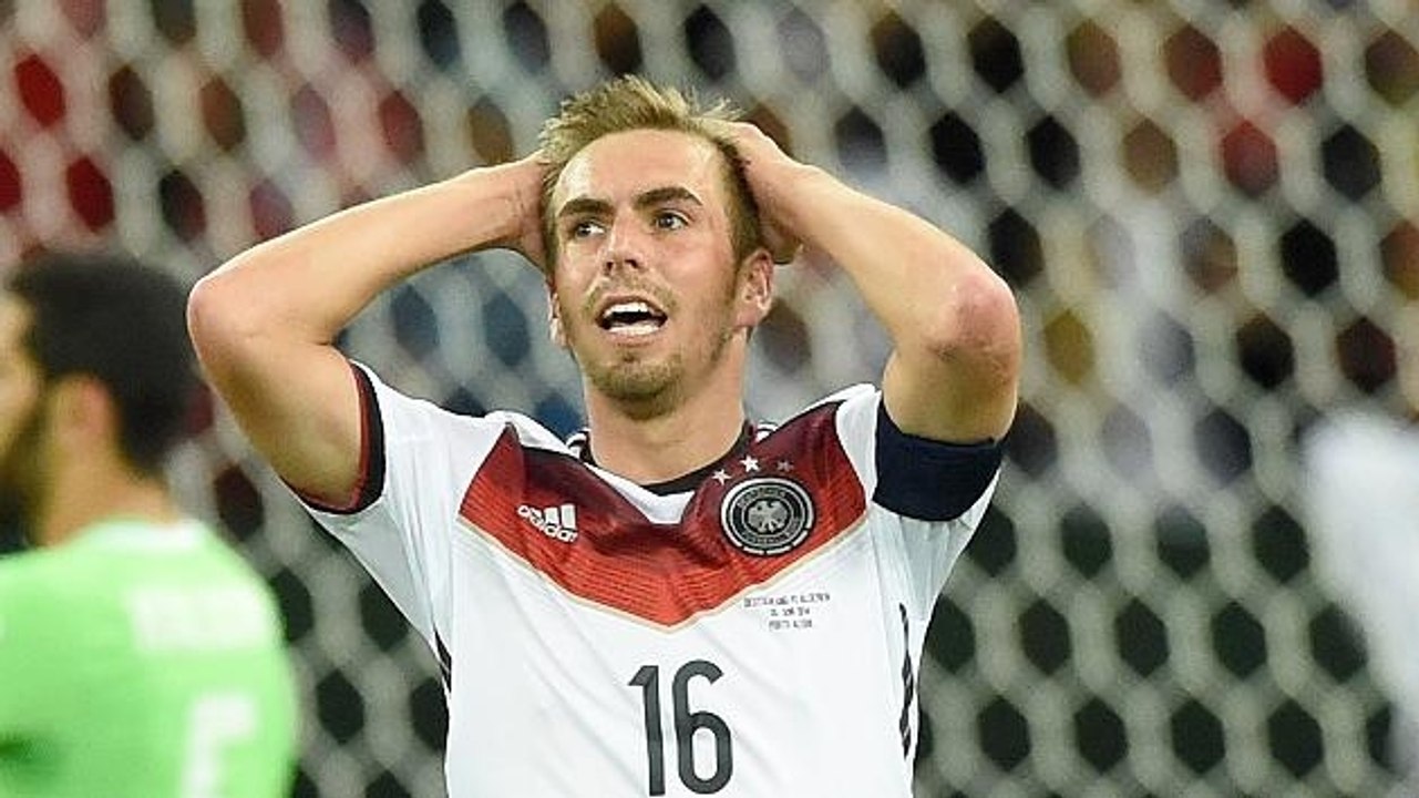 Saccomano : « Le placement de Lahm est une fantaisie ! »