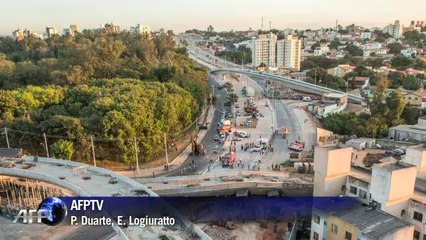 2 muertos y varios heridos al derrumbarse viaducto en Belo Horizonte