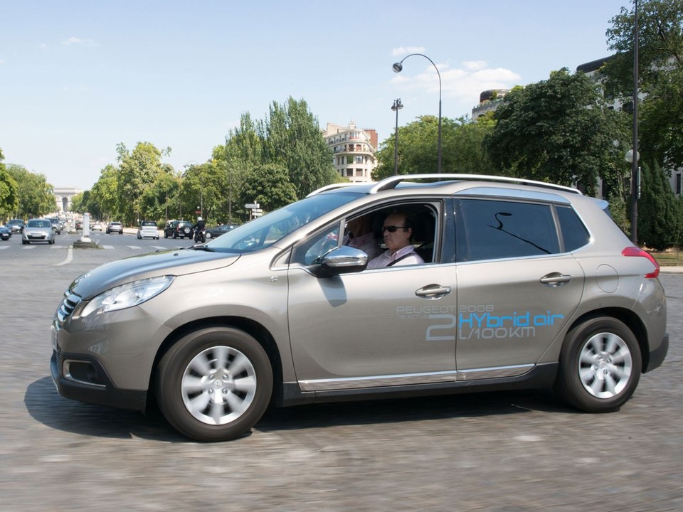 Auto Plus teste le prototype 2008 Hybrid Air
