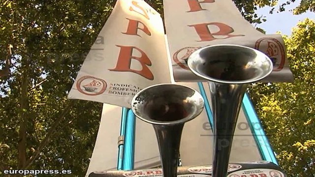 Bomberos de Sevilla reclaman más de 1,5 millones