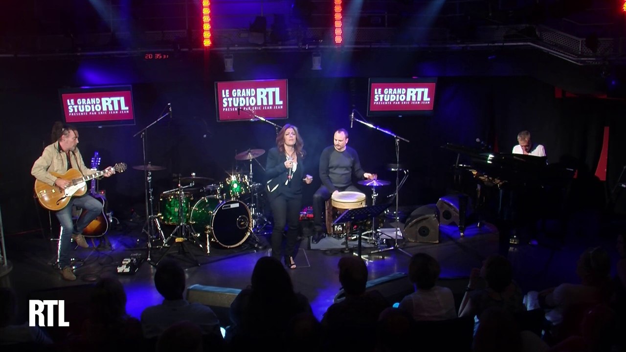 Isabelle Boulay - Le petit garçon en Live dans le Grand Studio RTL - Extrait de l'album "merci Serge Reggiani"