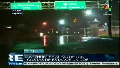 Atemperado y sin provocar daños, se aleja "Arthur" de Estados Unidos