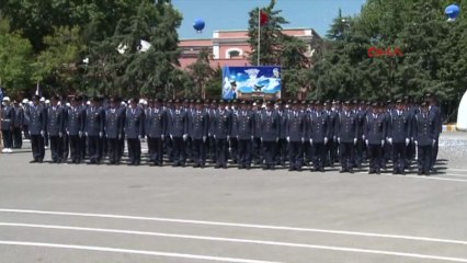 Askeri lise mezuniyetinde oruçlu öğrenci bayıldı