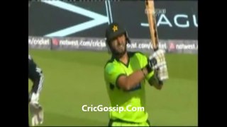 Shahid Afridi Six To Swann And It Hit Lords Crikcet Stadium Member On His Face