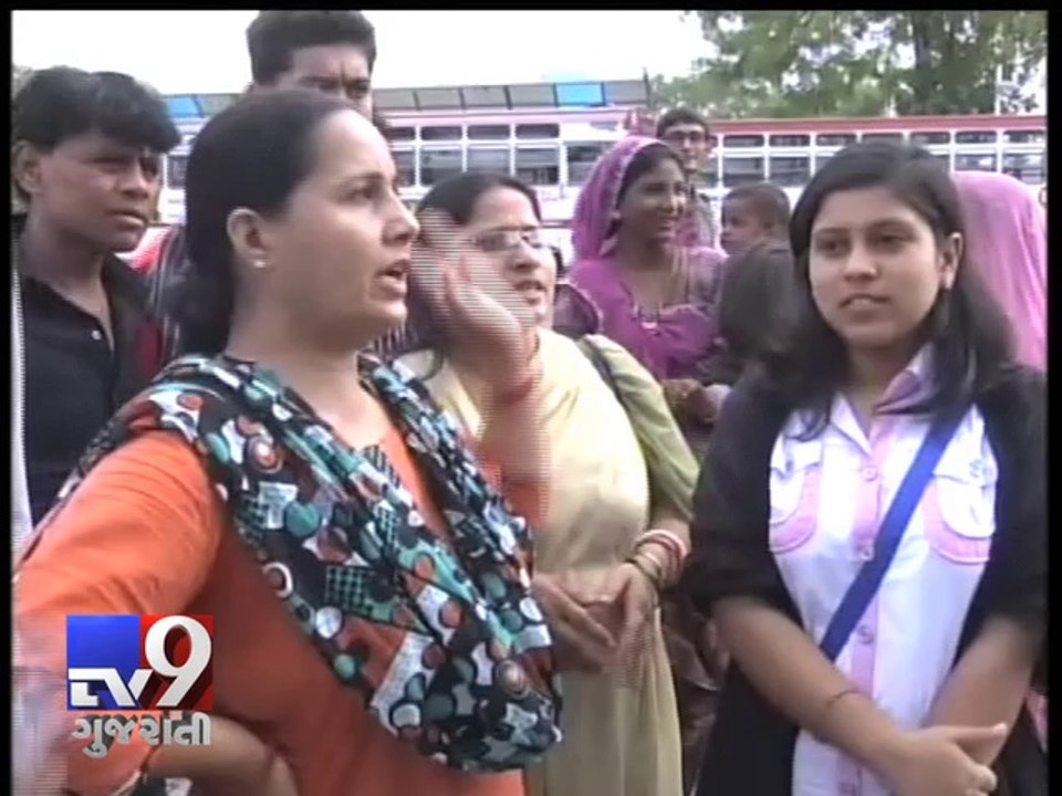 AMTS buses bear brunt of protest for changing and terminating routes overnight  - Tv9 Gujarati