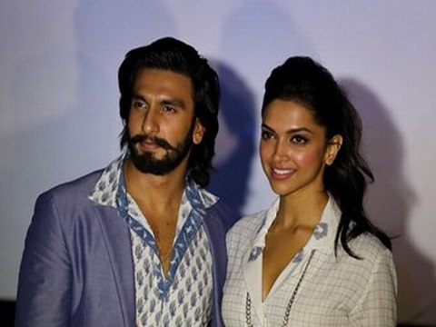 Deepika Padukone Avoids Questions On Ranveer Singh