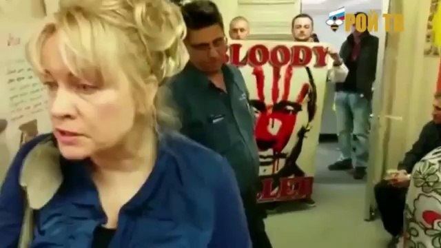 Канадские Укры ворвались в русский детский центр