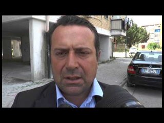 Caivano (NA) - Bimba precipitata al Parco Verde, parenti non credono a incidente (04.07.14)