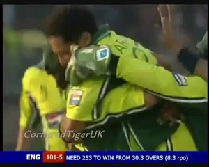Yasir Arafat Great Yorker Vs Andrew Flintoff