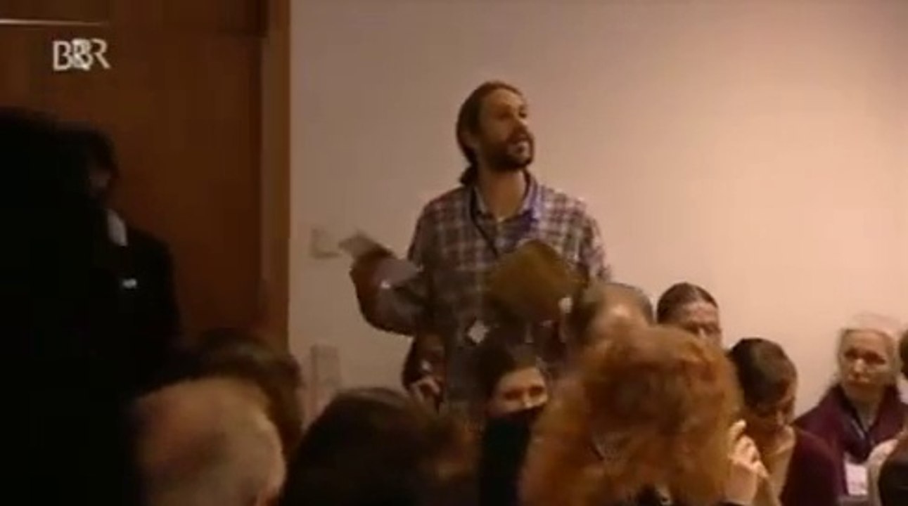 Carsten Hennigfeld propagiert Spanking & körperliche Züchtigung bei Kindern