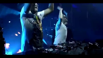 Da Tweekaz - Drum Tool & Your Love (DjSky7 MashUp)