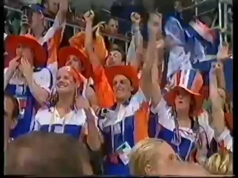 Olympic Games 2000 Sydney - Swimming 100m Freestyle Mens Final - Pieter Van Den Hoogenband wins Gold