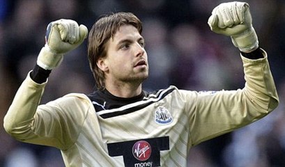 Goleiro da Holanda já brigou com Van Persie e salvou pênaltis