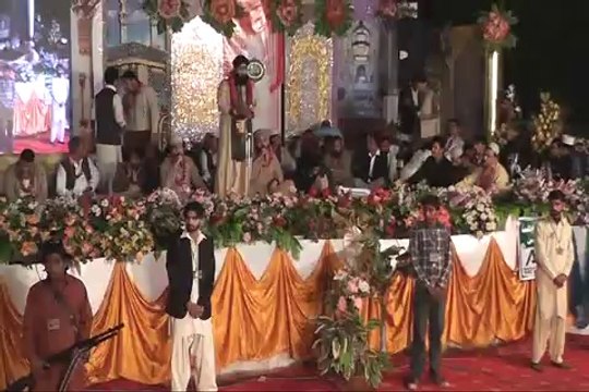 05 Jholiyan Muradaan Naal Bhar Naat (Shahzad Hanif Madni)2014