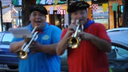 Luchon : la banda "Los Toros" sur les allées d'Etigny